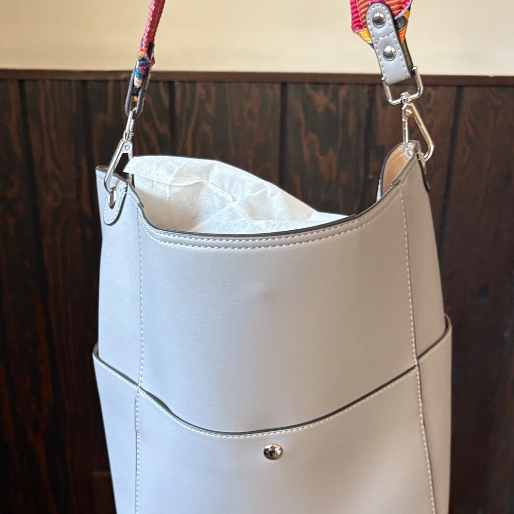 Elegant White Women's Bag